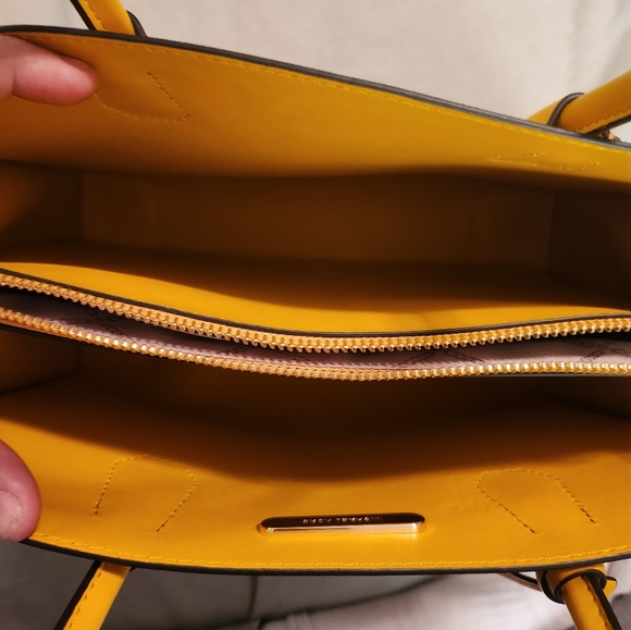 Shoulder bag - Picture 3 of 7